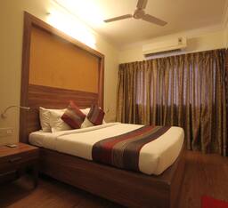 Club Room - Double Occupancy